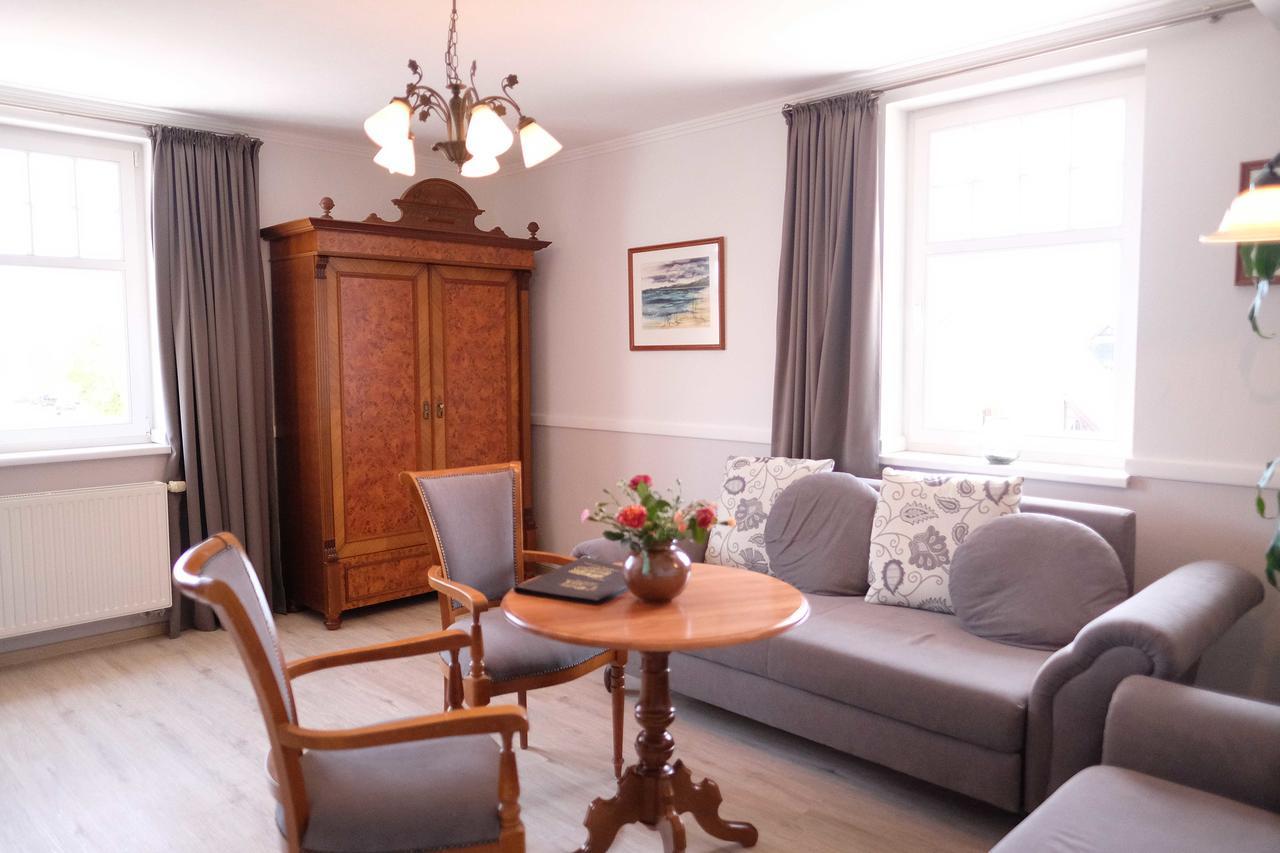 Hotel Zum Strandlaufer 아렌스호프 외부 사진